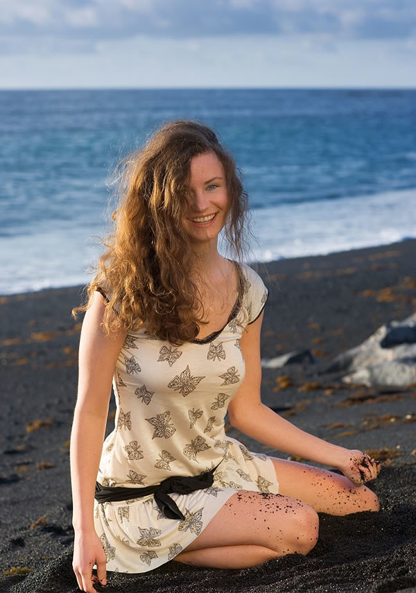 Лизка, 23 года, 0 размер груди